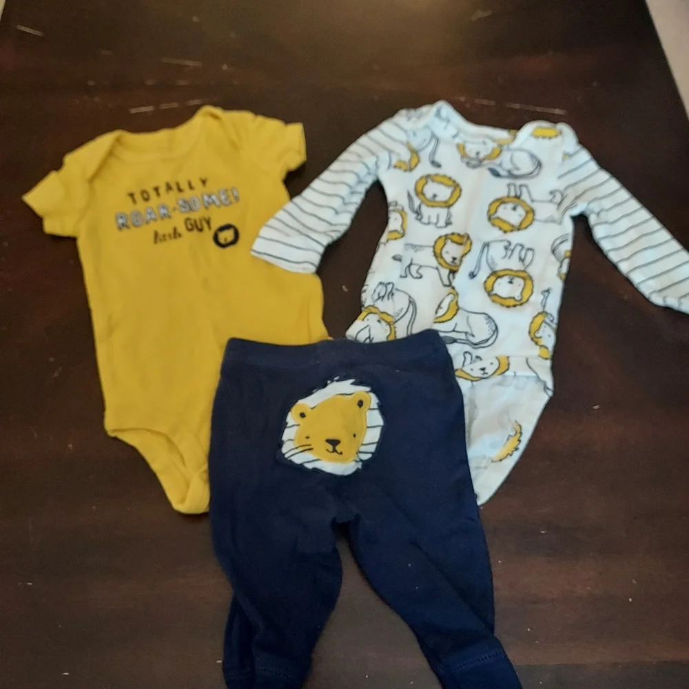Carter's Baby Boy 3-Piece Lion Little Character Set in Size 3 Months - Picture 2 of 8